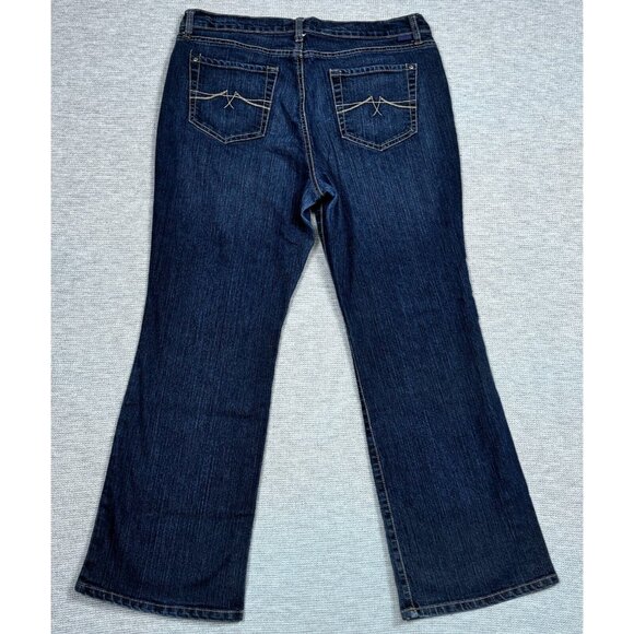 Jeanstar Premium Denim Elle Jeans Womens Size 16P Dark Blue Mid Rise Average - Picture 2 of 13